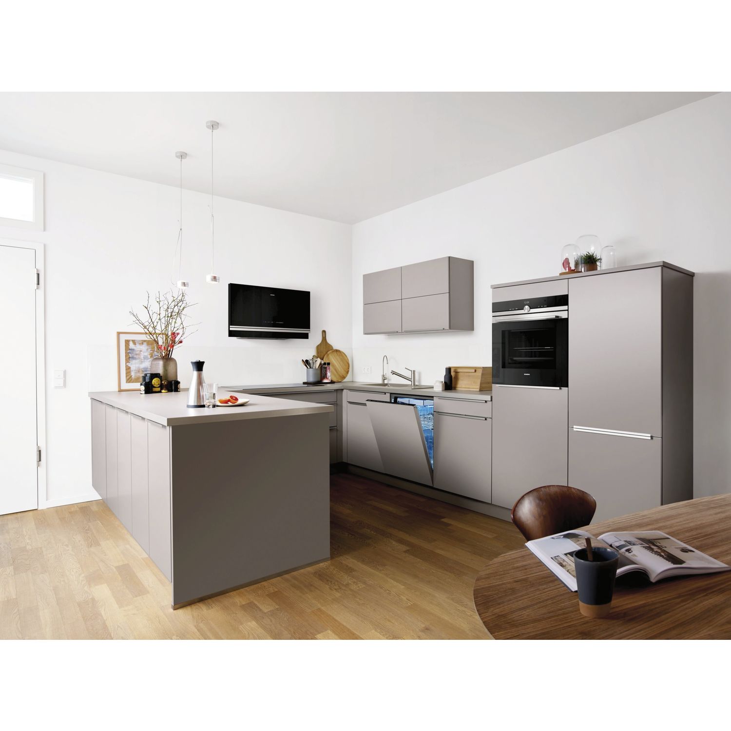 SIEMENS Backofen mit Mikrowelle und Dampfstoß-Funktion HN678G4S6 Edelstahl