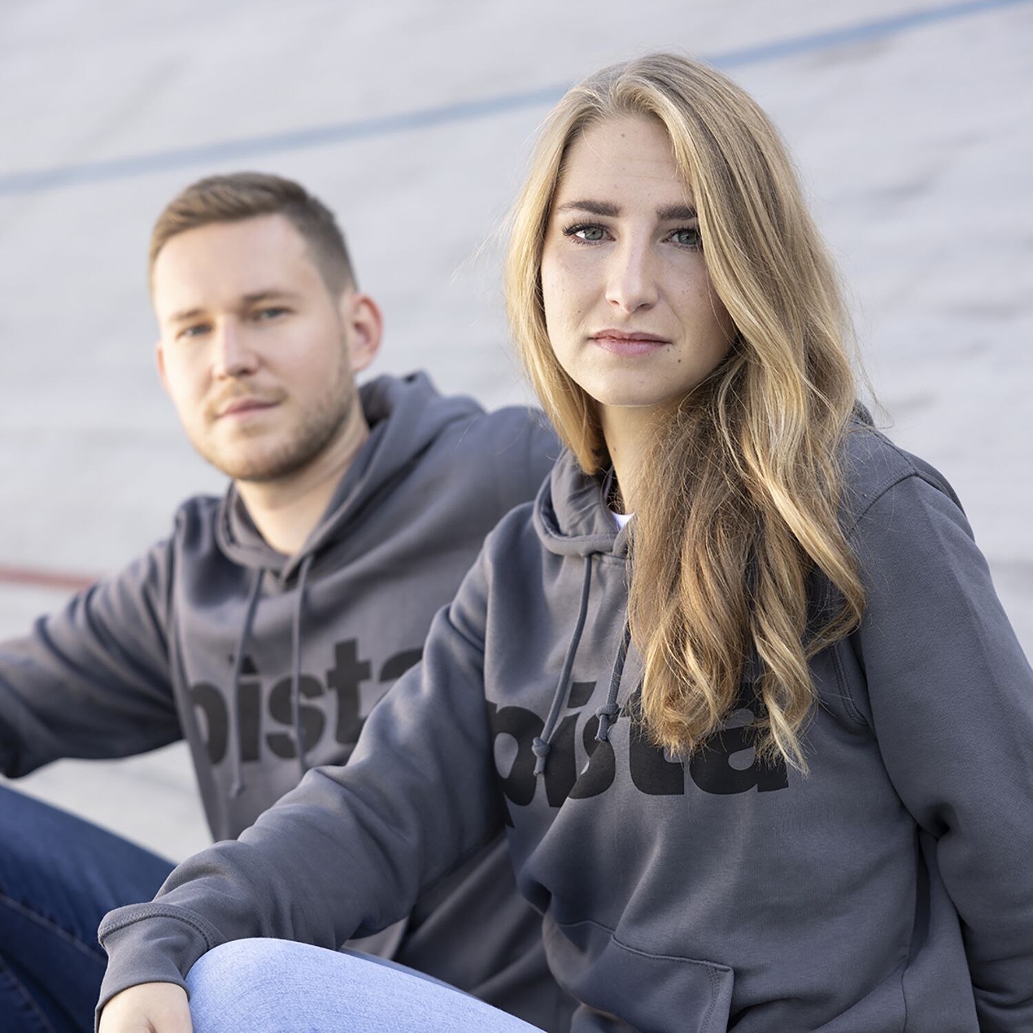 hello yellow hoodie pista grau